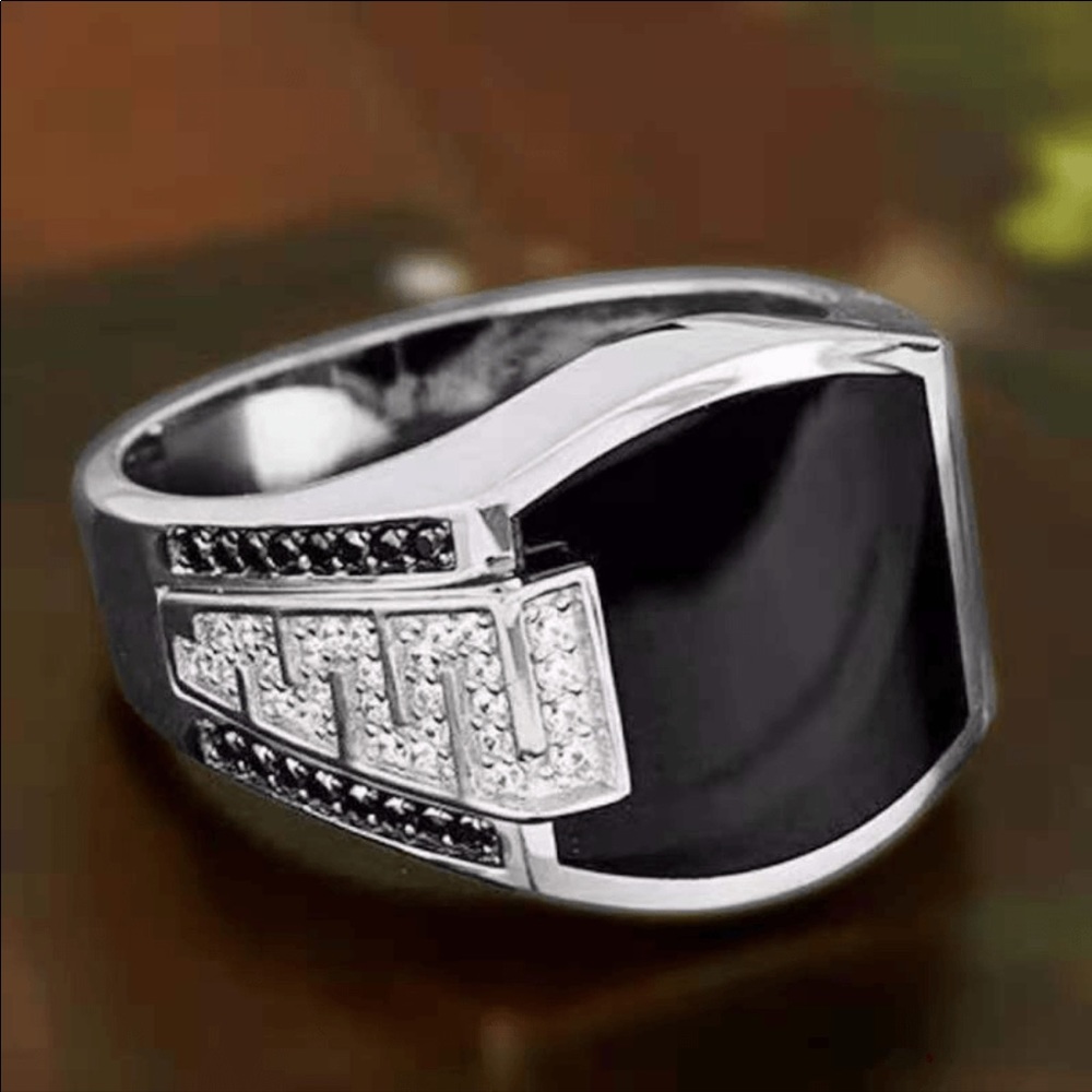 New Men’s-black Faux- -enamel Freemasonry Wide Face Ring